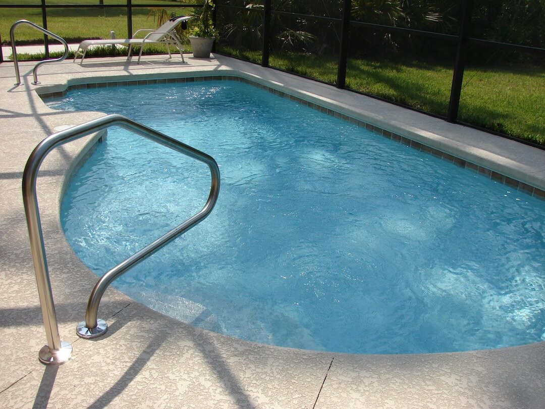 Choosing the Right Specialists for Cracked Pool Deck Repair Image